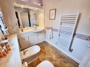 Photo 11- click for photo gallery